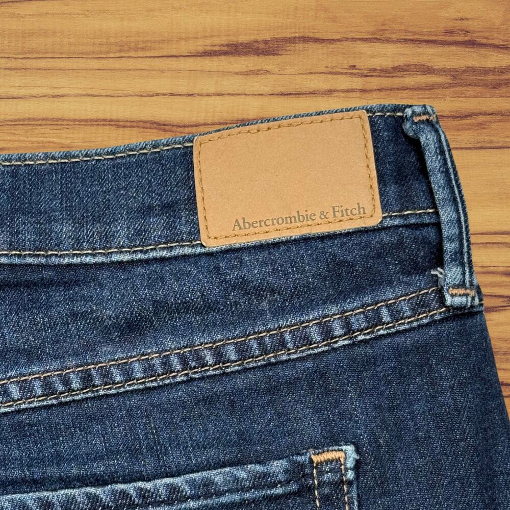 Abercrombie & Fitch Low Rise Cuffed Denim Shorts Dark Wash Size 4 - Picture 6 of 11